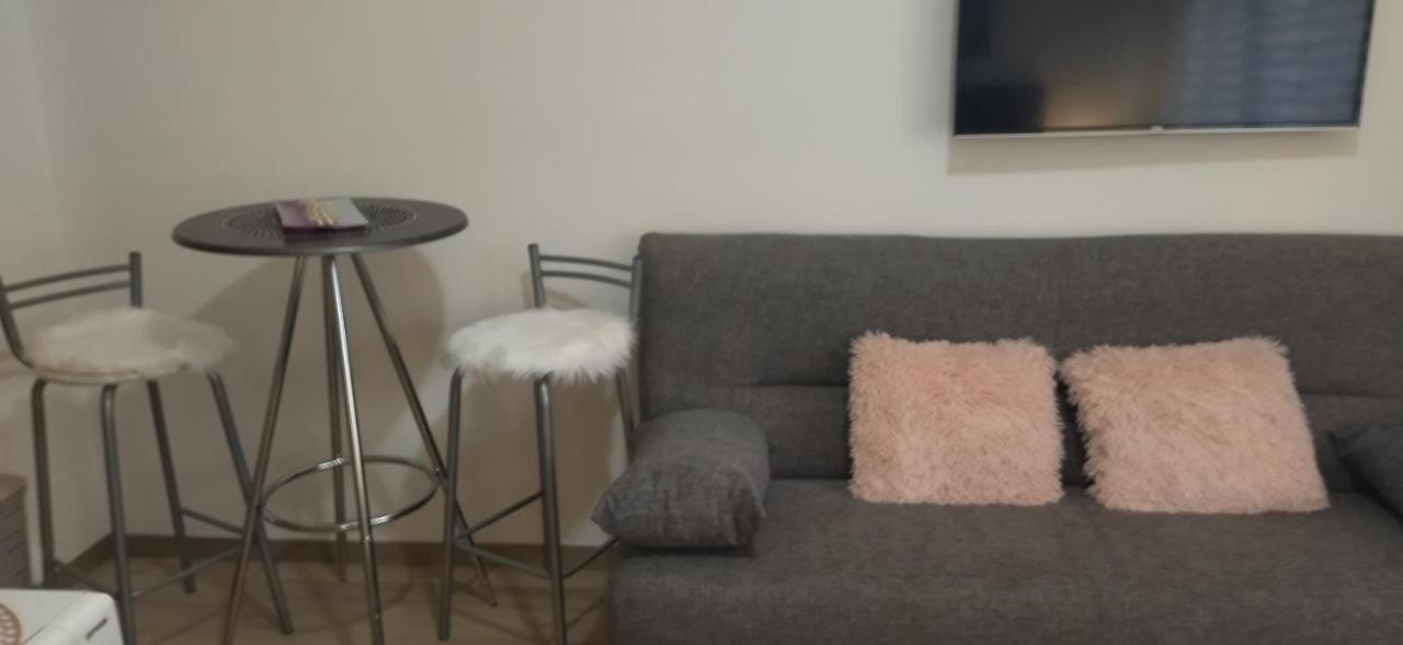 Martea Apartment *